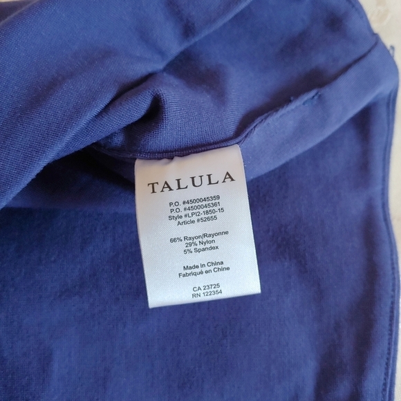Aritzia Talula Manzanita Crop Tank in Blue Size Medium - Picture 6 of 11
